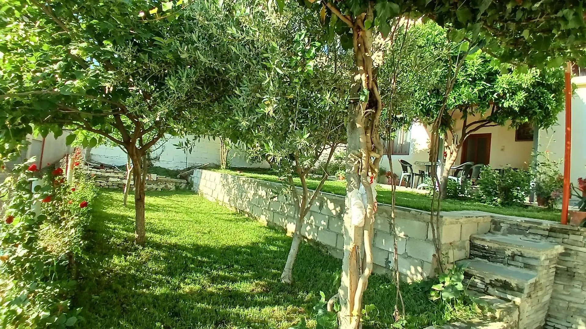 Guest House Noah&Kristel Berat Aparthotel