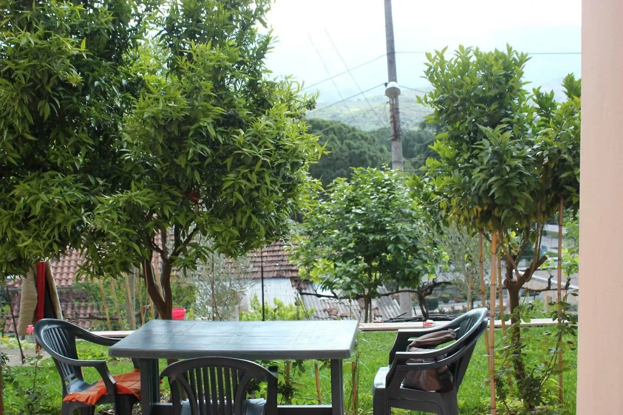 Aparthotel Guest House Noah&Kristel Berat